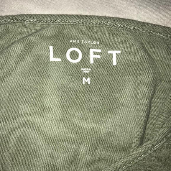 ANN TAYLOR LOFT short sleeve blouse - Picture 5 of 5